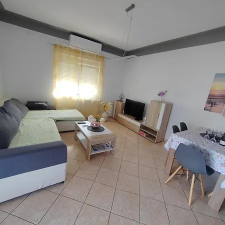 Karla Apartman *